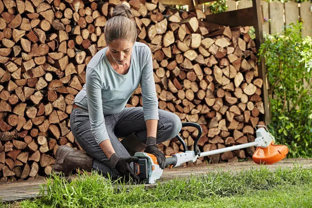 STIHL Akku Motorsense FSA 57 handhabung - Gartenbaustoff