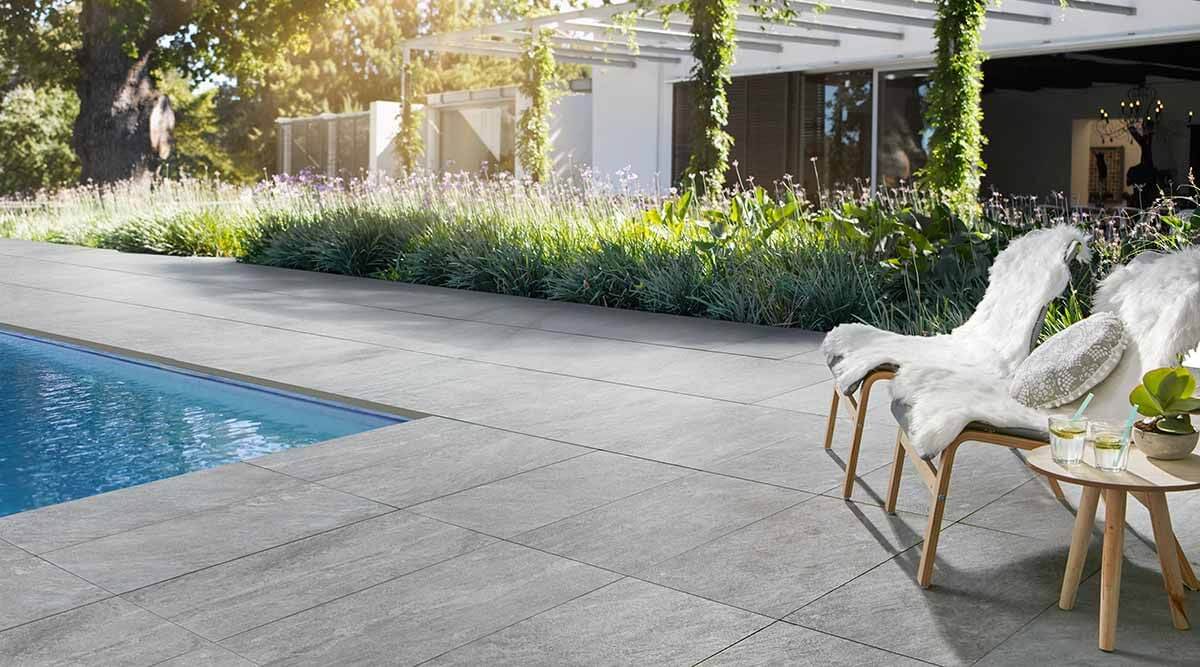 Terrassenplatte KOLL PUREA 90x45x4 cm Naturstein Mittelgrau - Gartenbaustoff