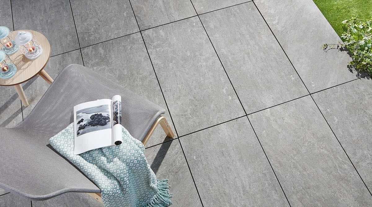Terrassenplatte KOLL PUREA 90x45x4 cm Naturstein Mittelgrau - Gartenbaustoff