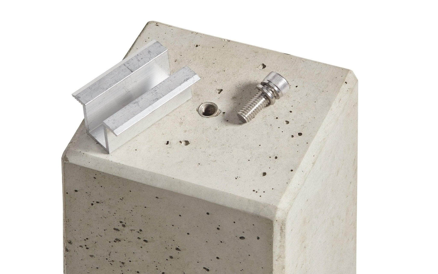 Solarmodulhalter aus Beton - Gartenbaustoff