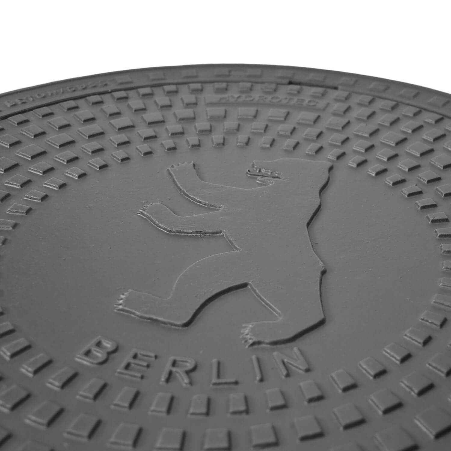 Schachtabdeckung quadratisch Berlin Klasse B125 mit Wappenprägung für Verkehrsflächen