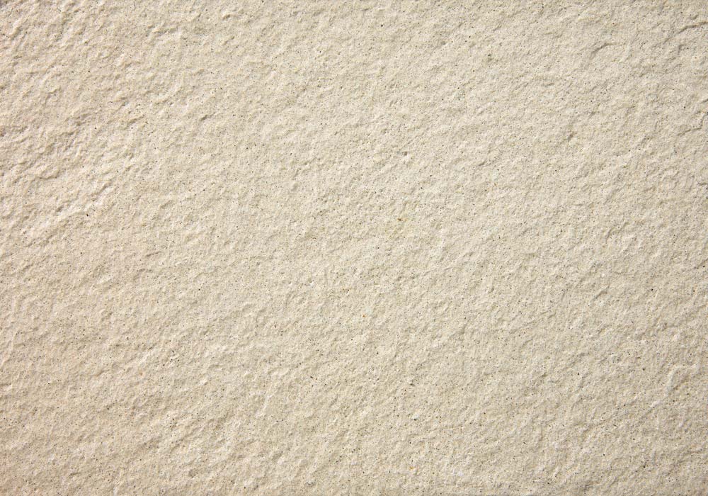 Terrassenplatte METTEN SPRING SORENO Toscanabeige mit warmer Natursteinoptik für mediterrane Terrassenflächen
