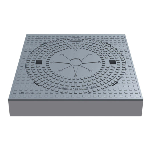 Schachtabdeckung B125, 750 × 750 mm quadratisch mit Motiv "Windrose" in grauem Gussmaterial.